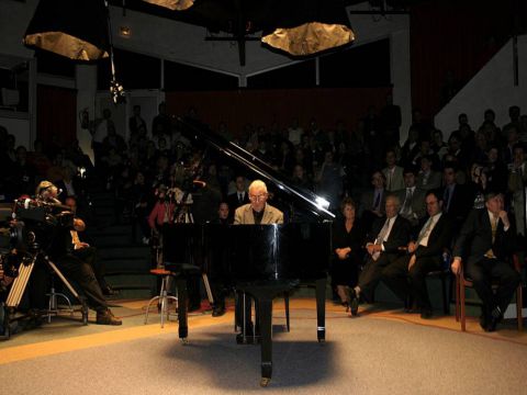 Le GMI Mark Taïmanov, Champion d‘URSS en 1956, était aussi un pianiste de renommée internationale | © Europe-Echecs